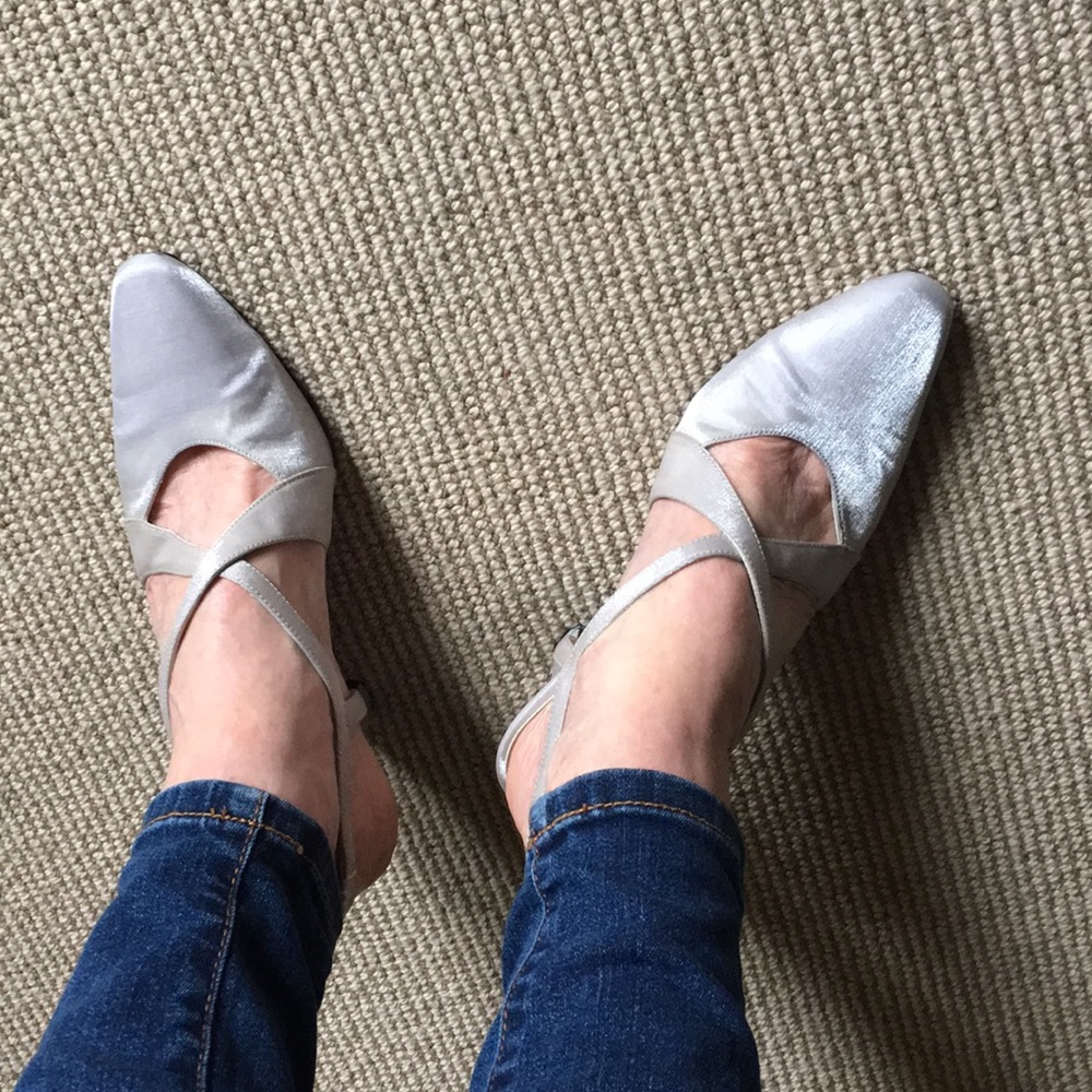 Shoes - Picture 3 of 8
